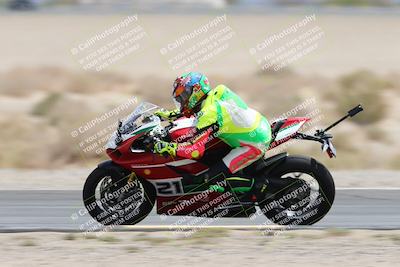 media/May-05-2025-Moto Forza (Mon) [[3c1838c5e5]]/2-B Group/Session 3 (Panning Test Turn 14 Inside)/